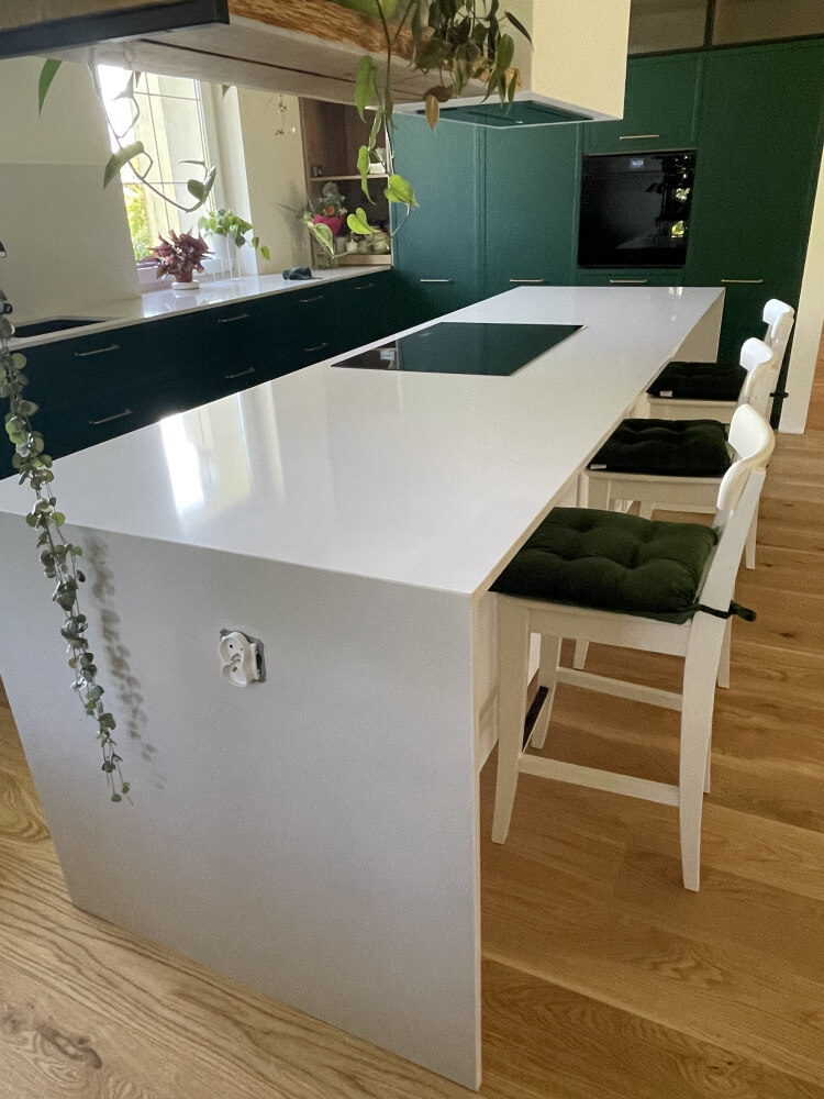 Technistone Noble Linea küchenarbeitsplatte aus Konglomerat nach Maß, Beige – Poliert